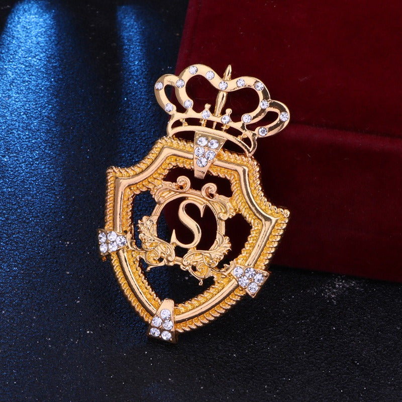 One-piece Crown Brooch for Men, Shield Badge, Stylish "S" Lapel Pin, Coat Accessory