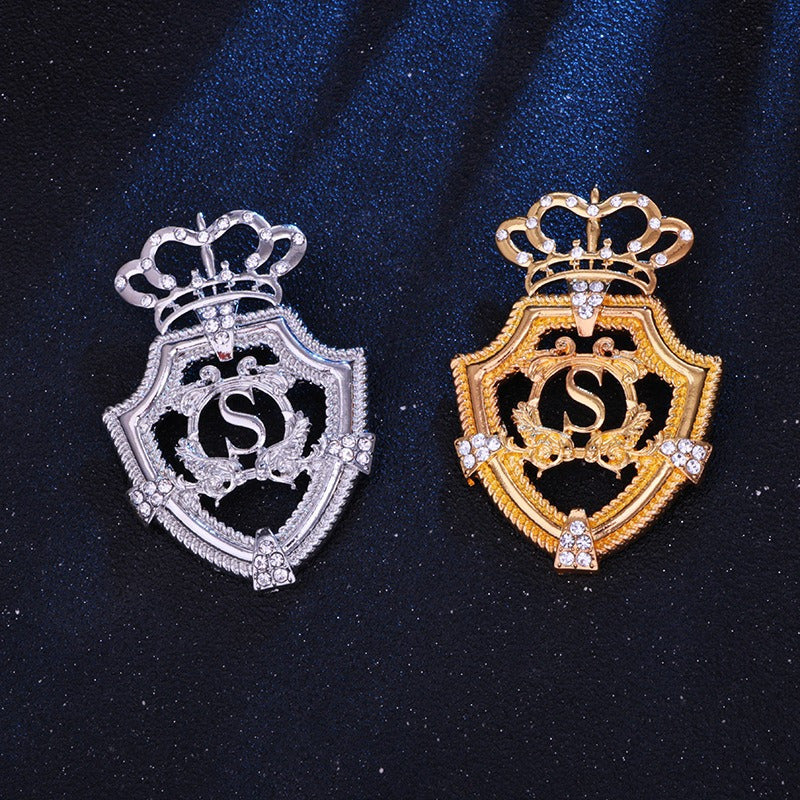 One-piece Crown Brooch for Men, Shield Badge, Stylish "S" Lapel Pin, Coat Accessory