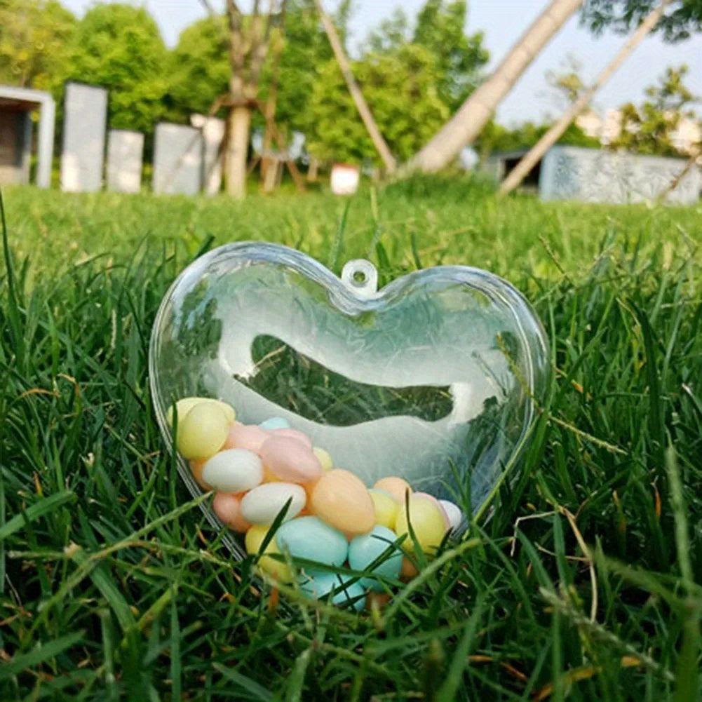 10 clear plastic heart-shaped Christmas ornaments for weddings, parties, and home décor.