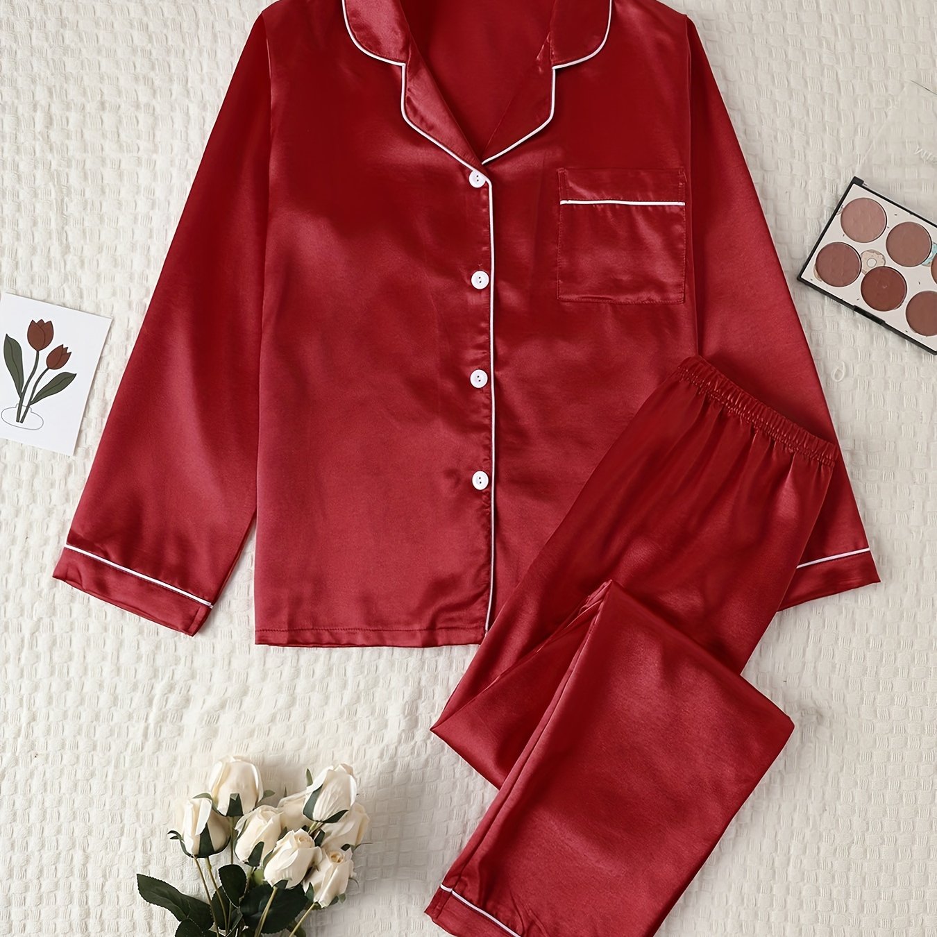 High-quality satin pajama set, perfect for autumn and winter, with long-sleeved top and elastic waistband pants.