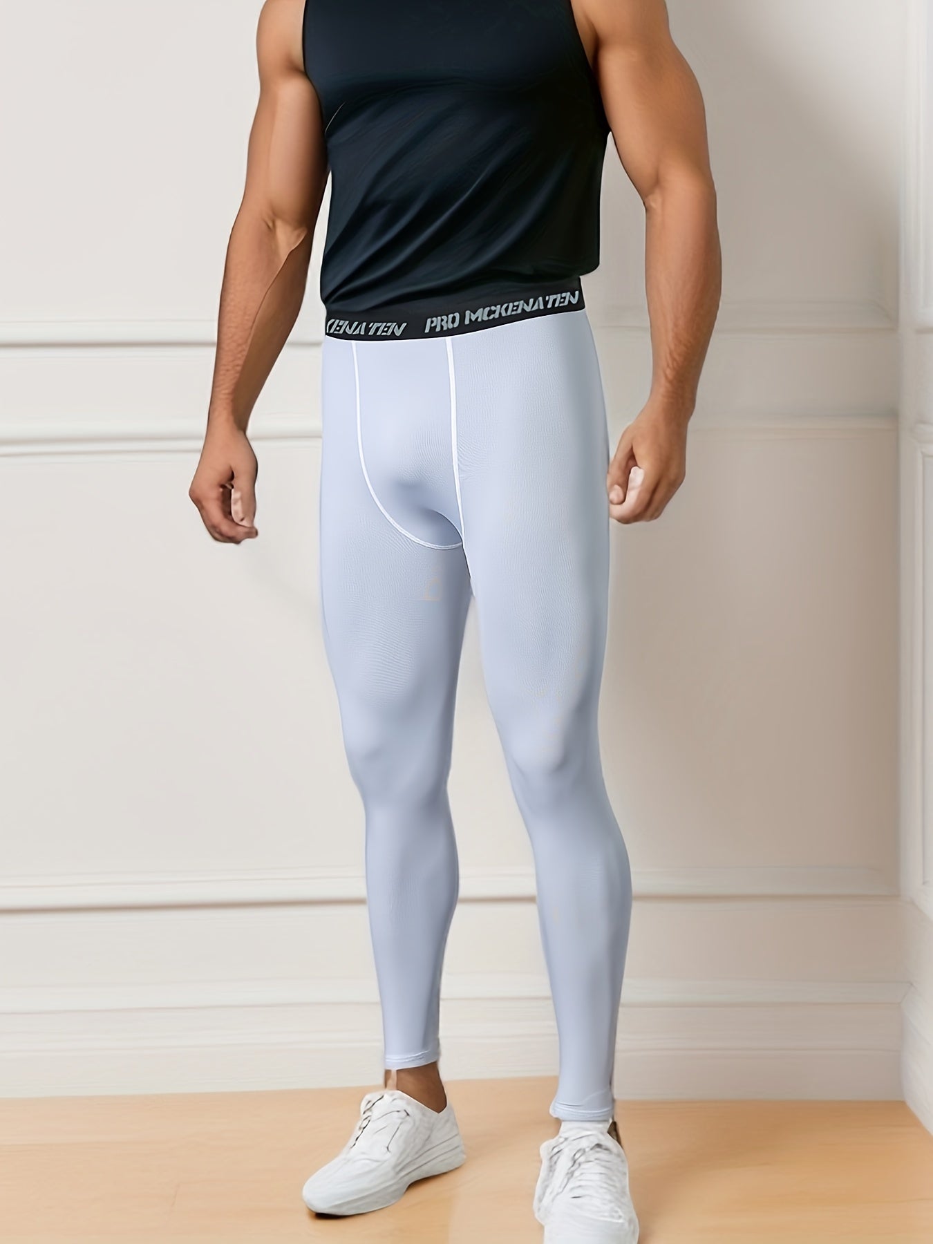 Men's Thermal Underwear Set for skiing in winter, with long sleeve top and bottom pants.