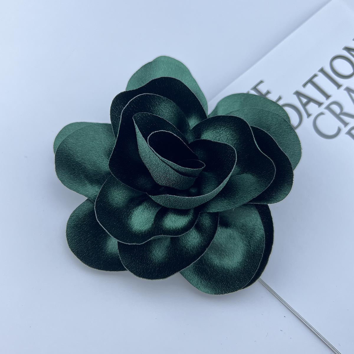 Romantic Rose Fabric Corsage Hat Clothing Decoration Accessories in Flower Shape Simulation for 1PC