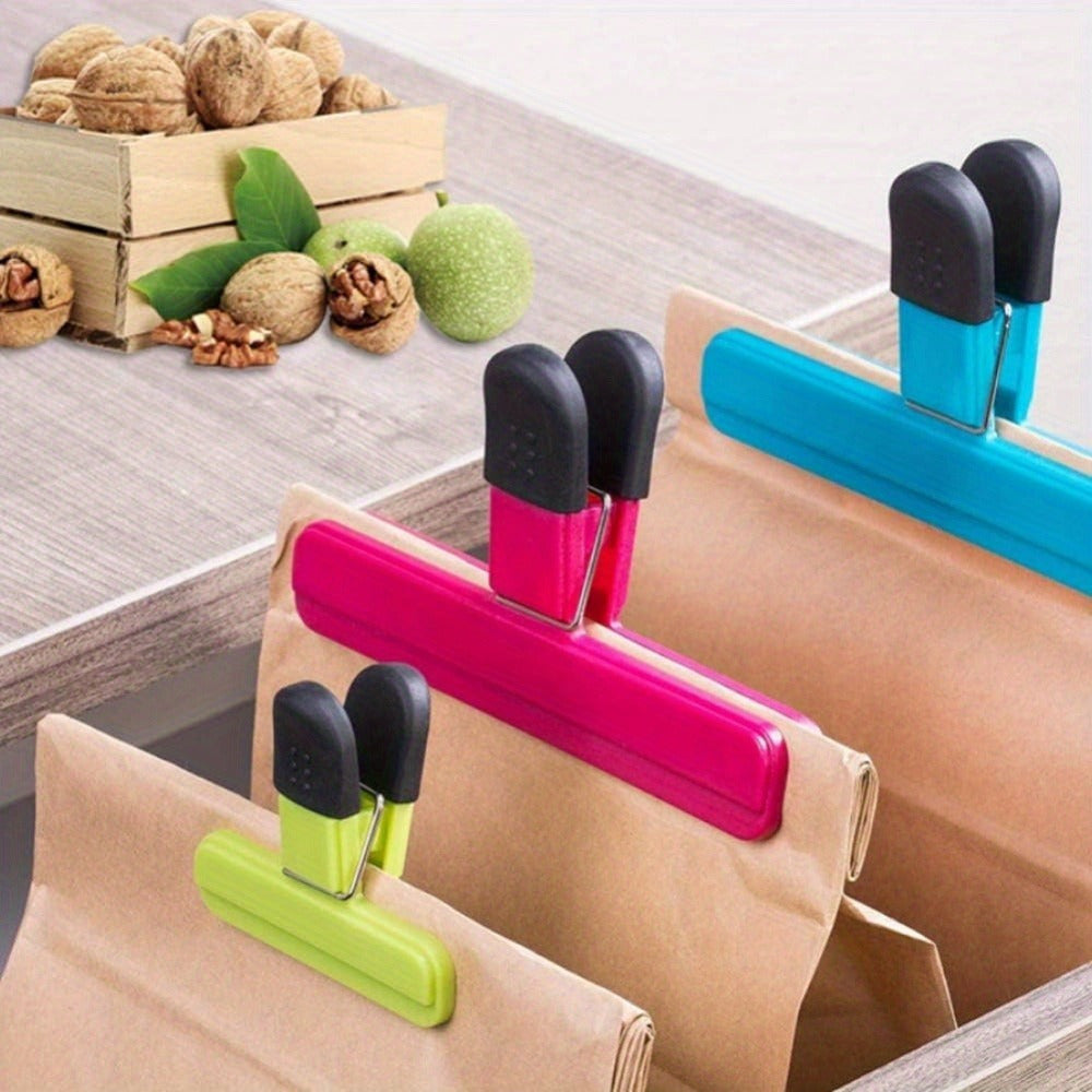 Set of 6 Food Bag Clips for Sealing Chips and Other Snacks, Durable Grip for Airtight Closure, Ideal for Various Produce and Plastic Bags, Perfect for Kitchen Organization and Storage, Must-Have Kitchen Accessories