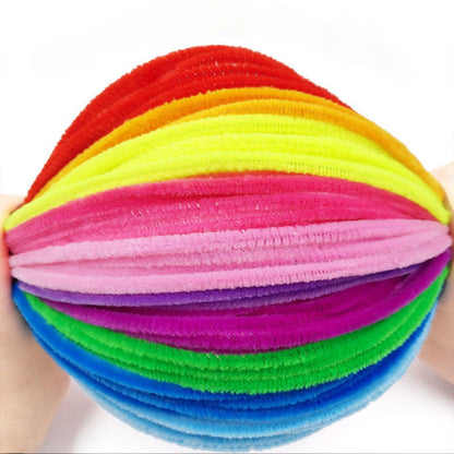 Wholesale package of 100 colorful twist rods made of super dense, encrypted wool.