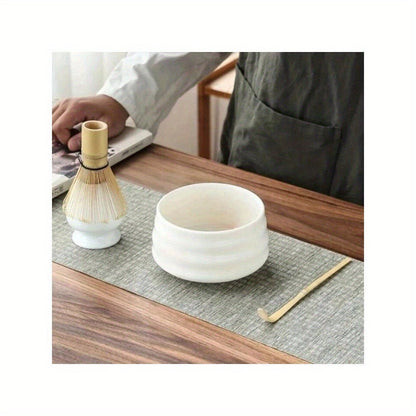 Get a set of 4 Matcha brushes and a bamboo whisk tea set, perfect for traditional Matcha brewing. Complete with a tea spoon, Matcha whisk, Matcha caddy, and bowl, this set is ideal for Christmas gifts or for use in the office, living room, or tea store.