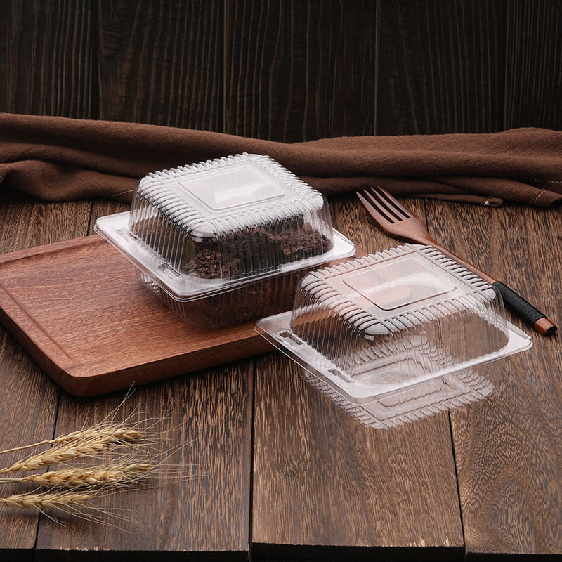 100 Pieces of Clear Plastic Takeout Containers with Fancy Hinged Top Square Clamshell Design, Ideal for Cake Desserts and Takeout Tray with Clear Lids, Perfect for Restaurant Takeaway, Picnics, and Parties. Great for Kitchen Supplies and Food Packaging.