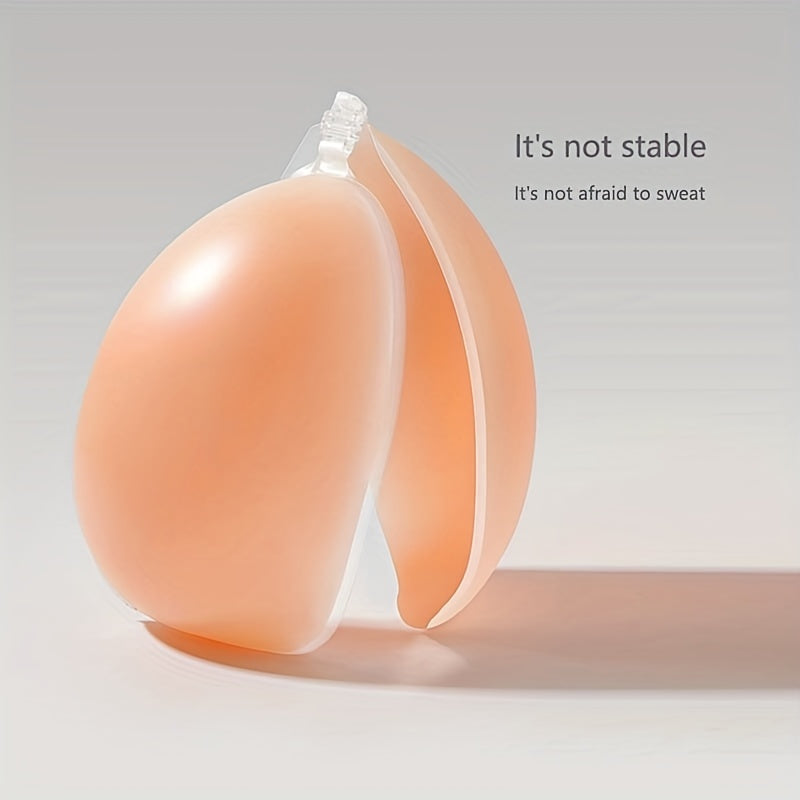 Reusable self-adhesive nipple covers for women, strapless and invisible, with front buckle for lift.