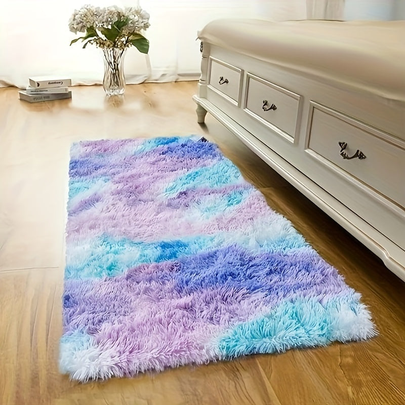 This plush rug in tie-dye style adds a modern and simple touch to any indoor space. It is soft, comfortable, fluffy, and easy to manage, creating a cozy atmosphere in your bedroom, living room, leisure area, entertainment area, or any other indoor space.