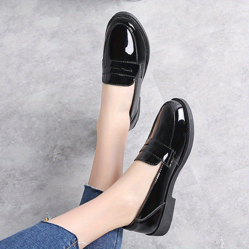 Chunky heel loafers in solid color for women, with preppy style and slip-on comfort.