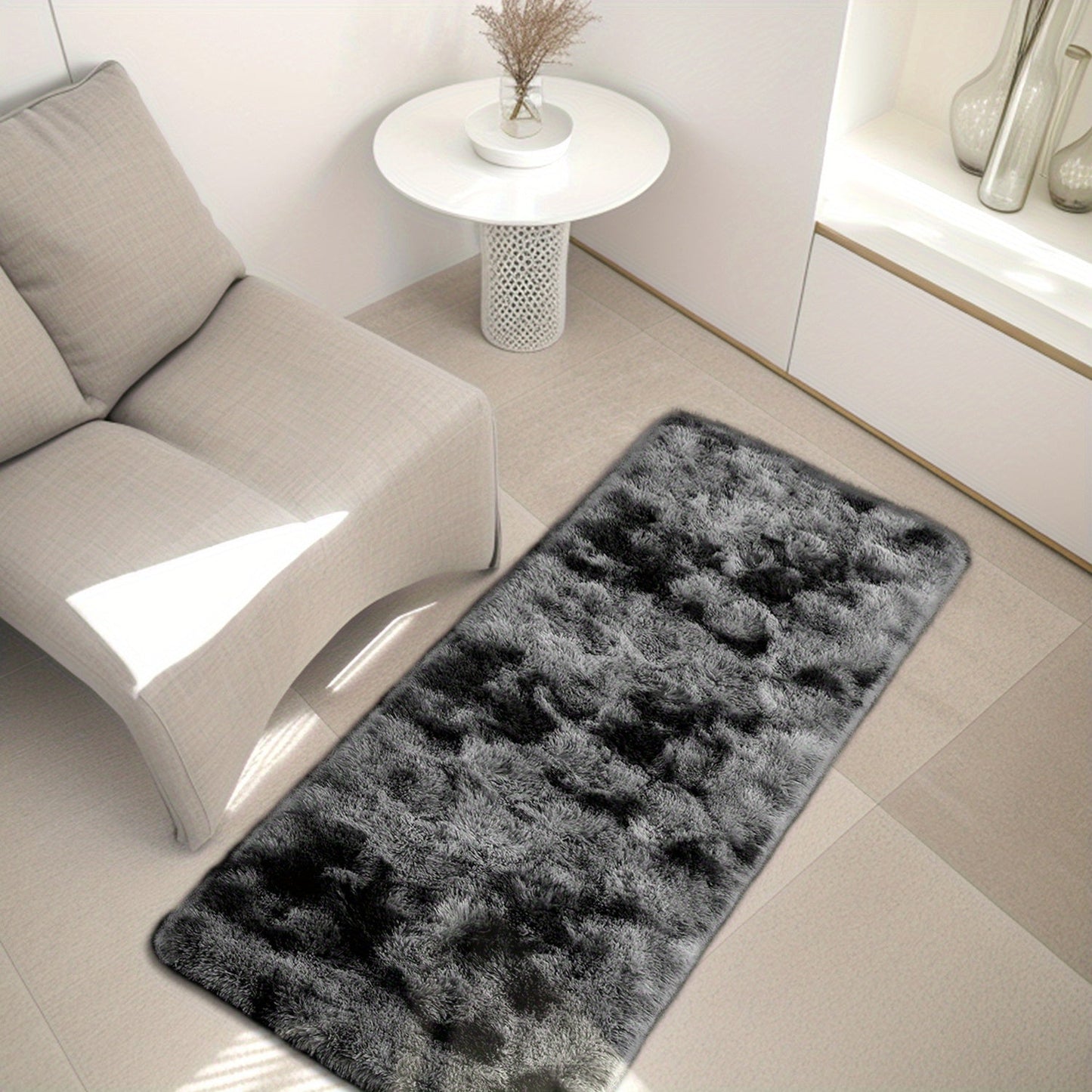 Indulge in luxury with our exquisite 1pc Tie-Dye Gradient Plush Area Mat. Made from soft silk fur, this machine washable mat is perfect for your living room coffee table or bedroom bedside. Available in two sizes: 50.01x100.0cm and 80.01x159.99cm. Cozy