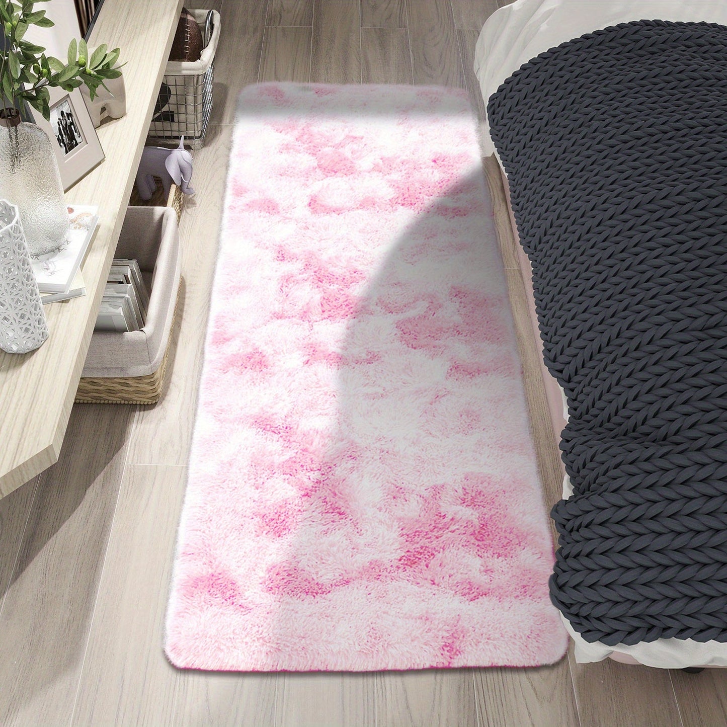 Indulge in luxury with our exquisite 1pc Tie-Dye Gradient Plush Area Mat. Made from soft silk fur, this machine washable mat is perfect for your living room coffee table or bedroom bedside. Available in two sizes: 50.01x100.0cm and 80.01x159.99cm. Cozy