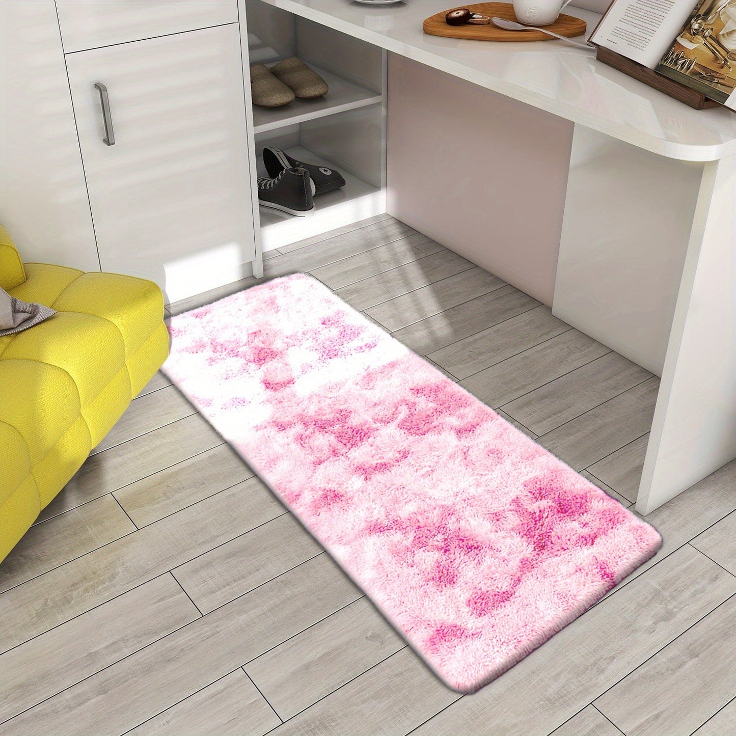 Plush Carpet in Tie-dye Gradient with Soft Silk Material, Nordic Style Light Luxury, Ideal for Living Room, Coffee Table, Bedroom, and Bedside, Long Plush Floor Mat or Padded Blanket