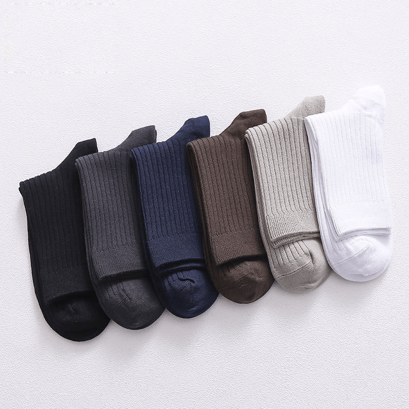 5 pairs of men's cotton blend crew socks, anti-odor, sweat-absorbing, breathable, suitable for all seasons.