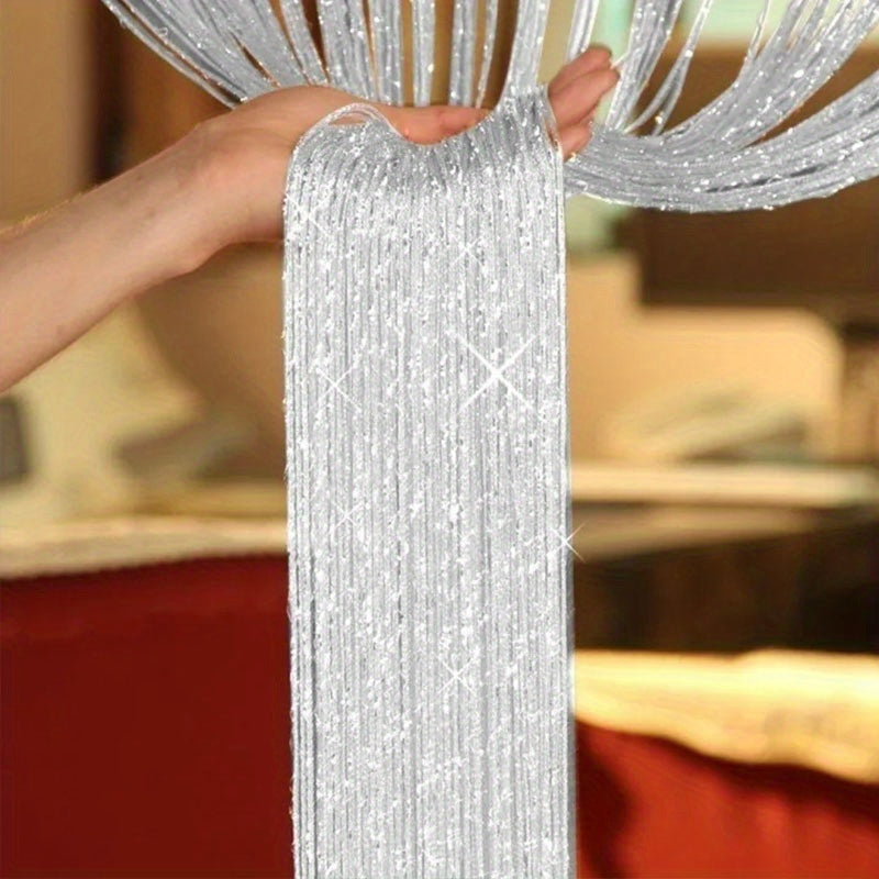 Magnetic mesh curtain with magic tape, ideal for keeping out mosquitoes, soft gauze door for summer use in bedrooms and homes. Can also be used as an encrypted sand window or door, household partition, or screen window with self-priming magnet.