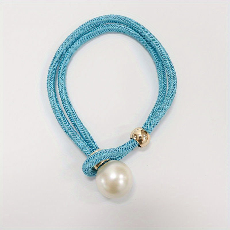 Modern and simple faux pearl curtain tieback curtain holdback for adding a touch of elegance to your living room decor.