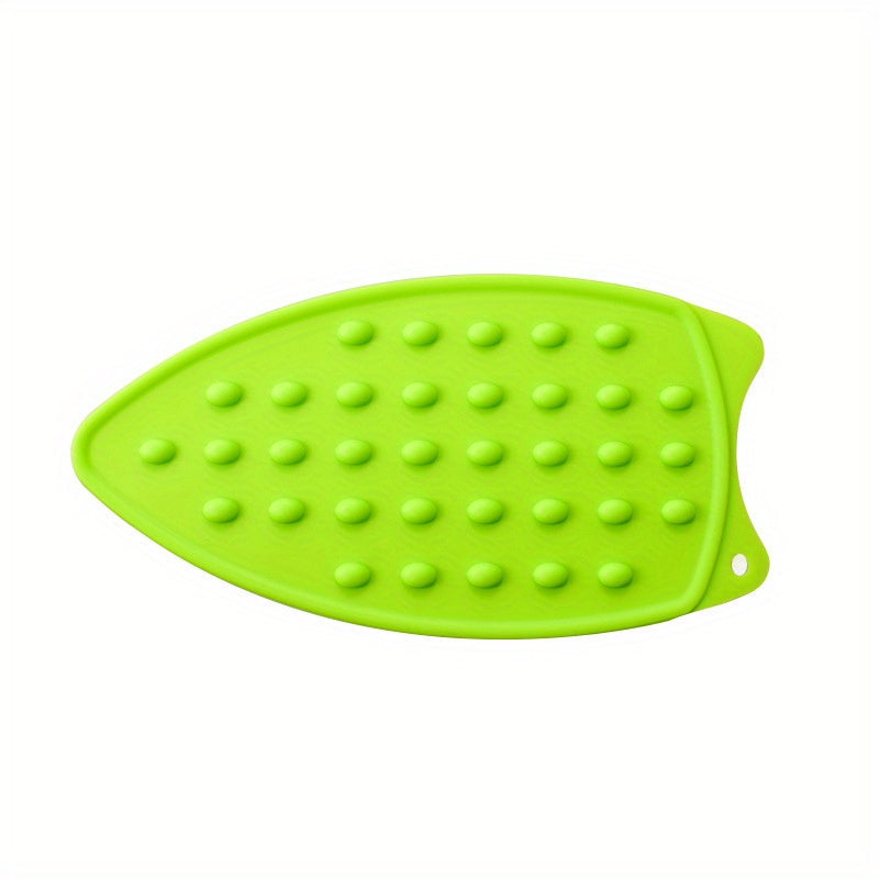 1 piece of Silicone Ironing Pad, featuring a solid color and heat-insulated design. This foldable mat is also waterproof, non-slip, and thickened for added durability. Perfect for apartments, college dorms, and back-to-school needs. A must-have for home