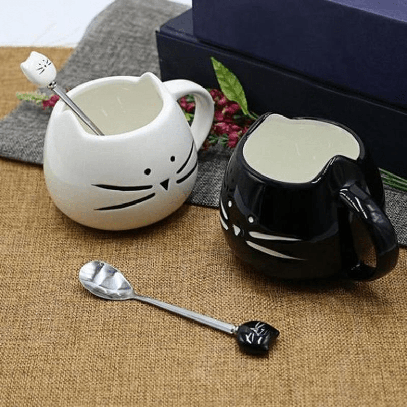 Stainless steel cartoon cat spoon, perfect for ice cream, tea, and soup.