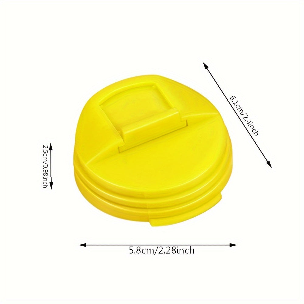 Three pieces of can covers made of plastic, reusable lids for standard size soda cans. These silicone tops are suitable for soda, beer, and juice cans.