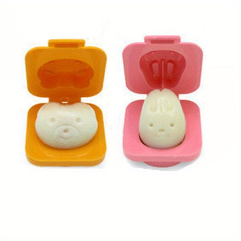 1/3 pieces of randomly selected cute youngsters' rice ball molds made from food-grade materials, ideal for shaping pressed eggs and sushi rice.