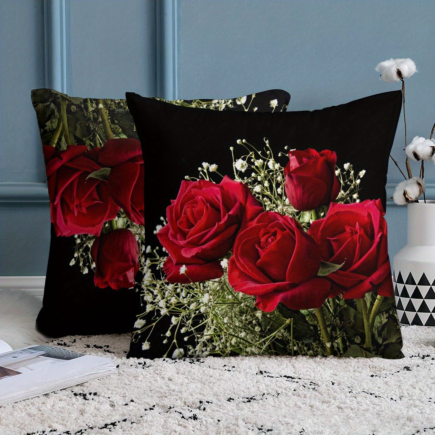 Two-piece set of plush pillow covers with a rose design - ultra-soft material, reversible design, easy to clean with a zip closure. Ideal for adding a touch of elegance to your sofa, living room, or bedroom decor. Each cover measures 45.72x45.72 cm.