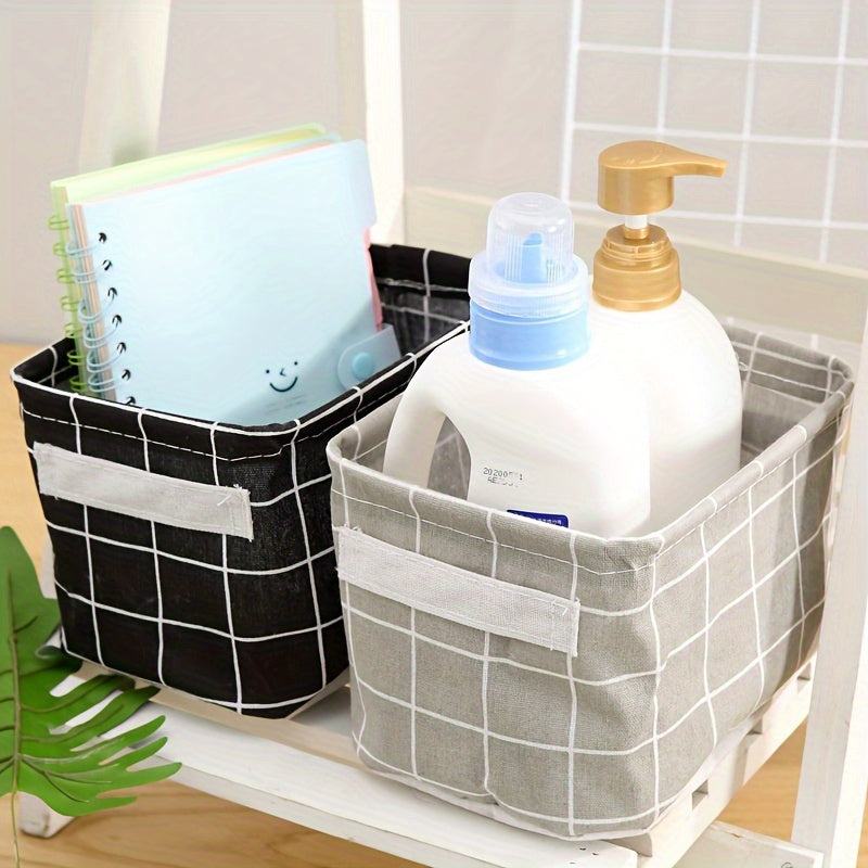 1 Fabric storage basket with handle for sundries, cosmetics, books, underwear, and stationery. Can be folded for easy storage.