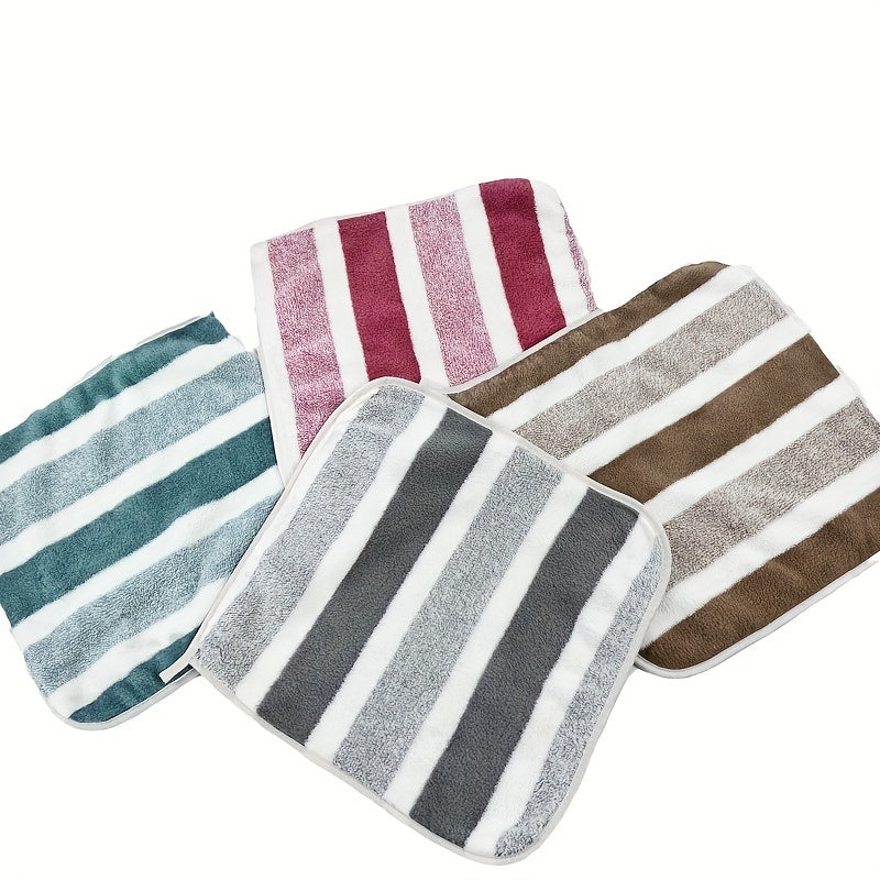 Soft, absorbent microfiber washcloth with contemporary striped design. Made of 100% polyester, lightweight and perfect for home bathroom cleaning.