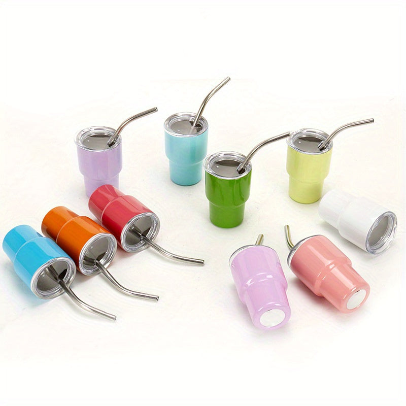 6pcs of 2oz stainless steel shot glasses with lids and straws, designed like tumblers for insulation. Ideal for use in bars, clubs, restaurants, and at home.