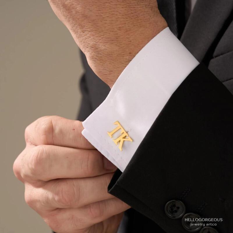 Customize your style with our 1Pc Personalized Name Cufflinks featuring Golden Initials. Perfect for weddings, groomsmen gifts, and special occasions like Valentine's Day and Mother's Day. Treat yourself or surprise a loved one with a thoughtful gift!