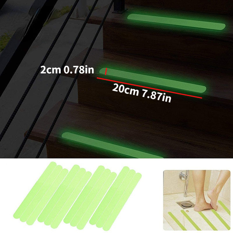 24 pieces of glowing non-slip stickers for bathtubs, showers, boats, stairs, pool safety. These adhesive treads glow in the dark for added visibility.