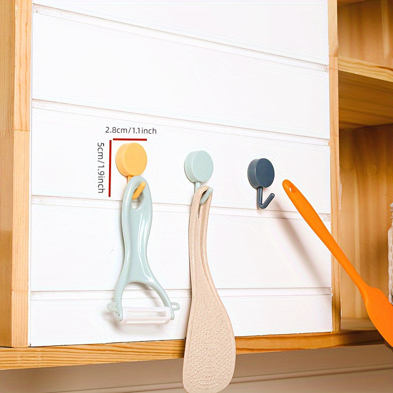 Ten self-adhesive wall hooks in a contemporary style that do not require electricity. These strong hangers are perfect for bedroom, bathroom, and kitchen use. They have a polished finish and are easy to install.