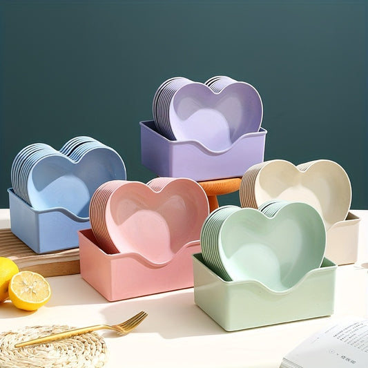 5-piece set of heart-shaped plastic snack dishes with storage box, perfect for serving fruit, desserts, and cake in the kitchen.