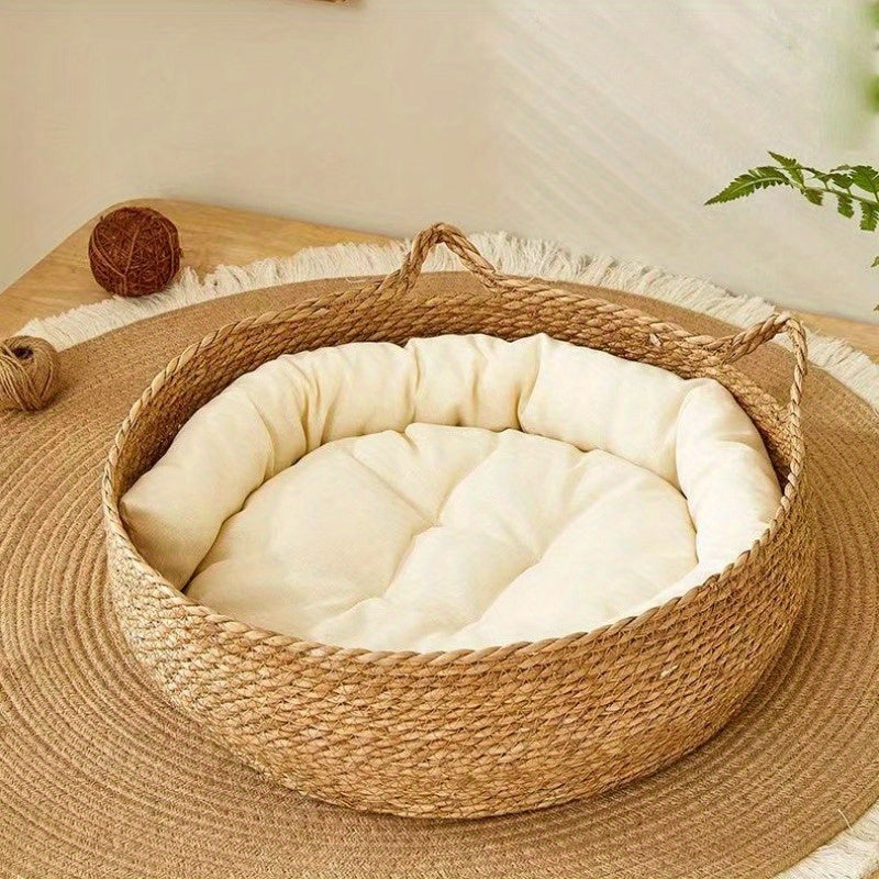 Pair of cozy cat beds made of linen rattan with breathable polyester fill, perfect for all seasons and easy to carry with handles.