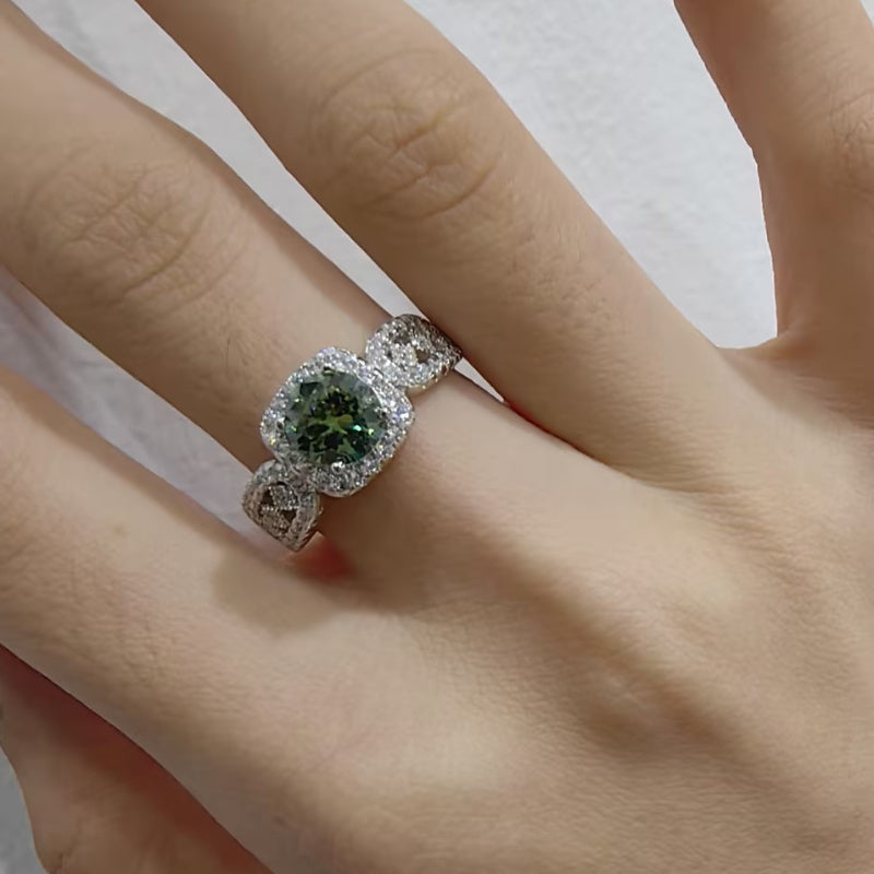 Stylish Bohemian 925 Sterling Silver Wedding Band featuring a 1 Carat Green Moissanite Stone, Intricate 18K Gold Plated Lace Pattern, Perfect for Everyday wear and Special Events, Classic and Timeless Design, Ideal for Proposals, Engagements, and