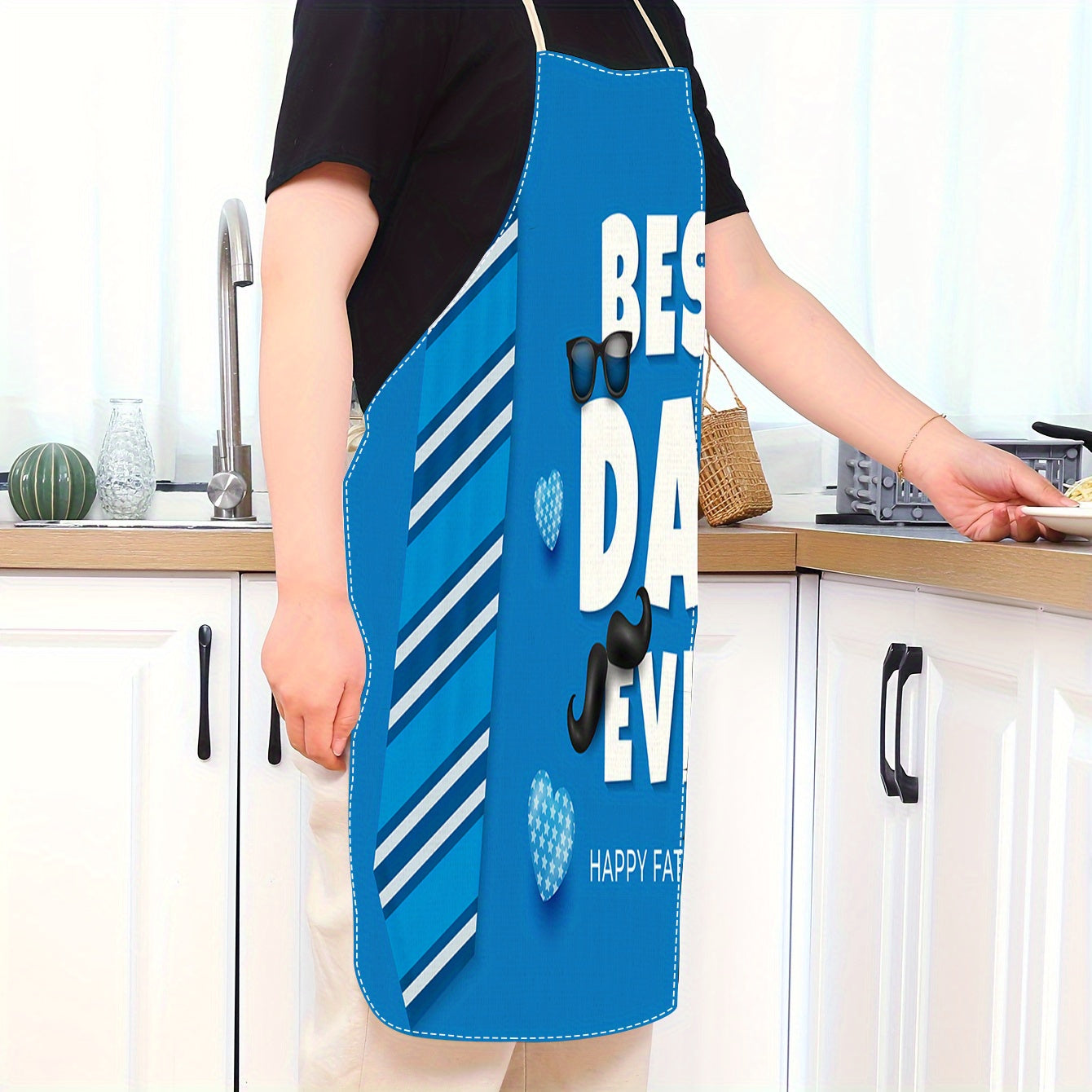 Show your appreciation this Father's Day with the Best Dad Ever Chef Apron! Made of durable, oil-resistant linen and featuring a creative tie and fashion glasses print, this apron offers a comfortable fit for cooking and home tasks. It's the ideal gift