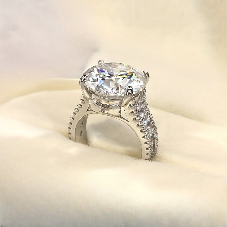 925 Silvery Tail Ring with 10ct Moissanite for Women and Men, Customizable Fashion Jewelry perfect for Proposals, Engagements, Weddings, Casual Wear, and as a Halloween or Christmas Gift, weighing 8.5g.