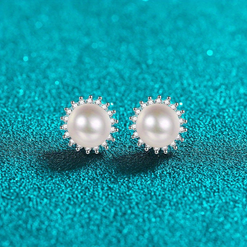 Sunflower earrings with Mozambique diamond freshwater pearls and 925 silver, totaling 0.42 carats. These earrings exude simplicity and elegance with a touch of European and American light luxury. Perfect for a unique gift for men or women, whether it's