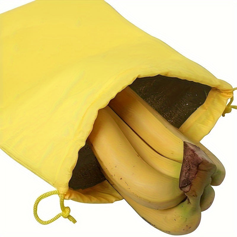 Keep your bananas fresh for a week with this high-capacity storage bag made from food-grade nylon, featuring a durable aluminum closure and double stitching for extra strength.