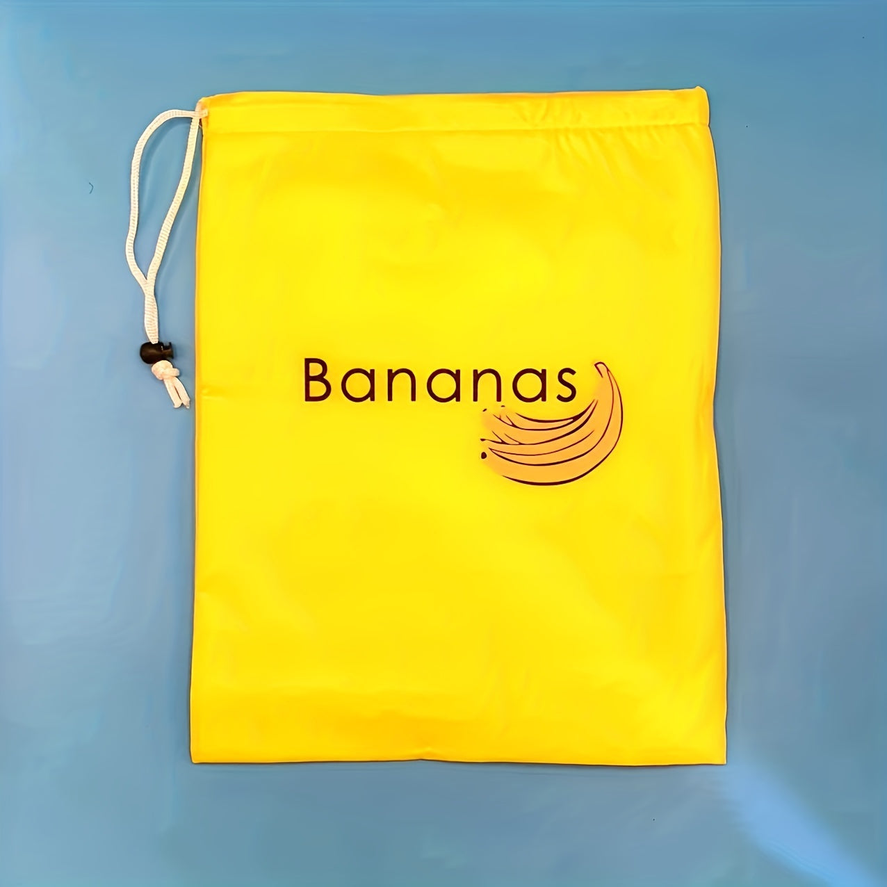 Keep your bananas fresh for a week with this high-capacity storage bag made from food-grade nylon, featuring a durable aluminum closure and double stitching for extra strength.