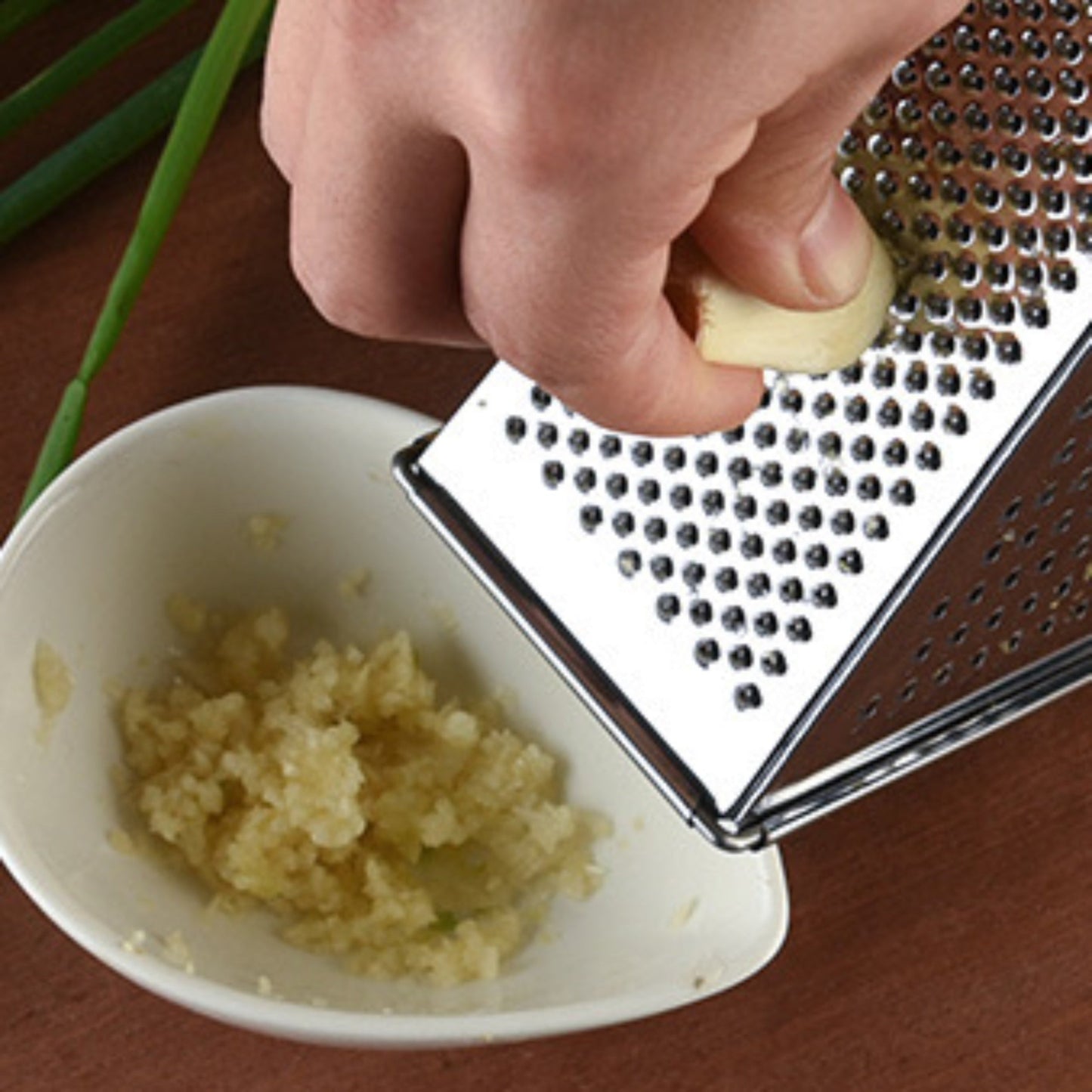 High-quality Stainless Steel Box Grater for Long-lasting Use - Ideal for Shredding Vegetables, Cheese, and More in a Safe and Efficient Manner - Perfect for Home and Professional Kitchens.