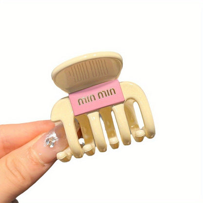 Vintage round plastic hair claw clip for women, suitable for ages 14+