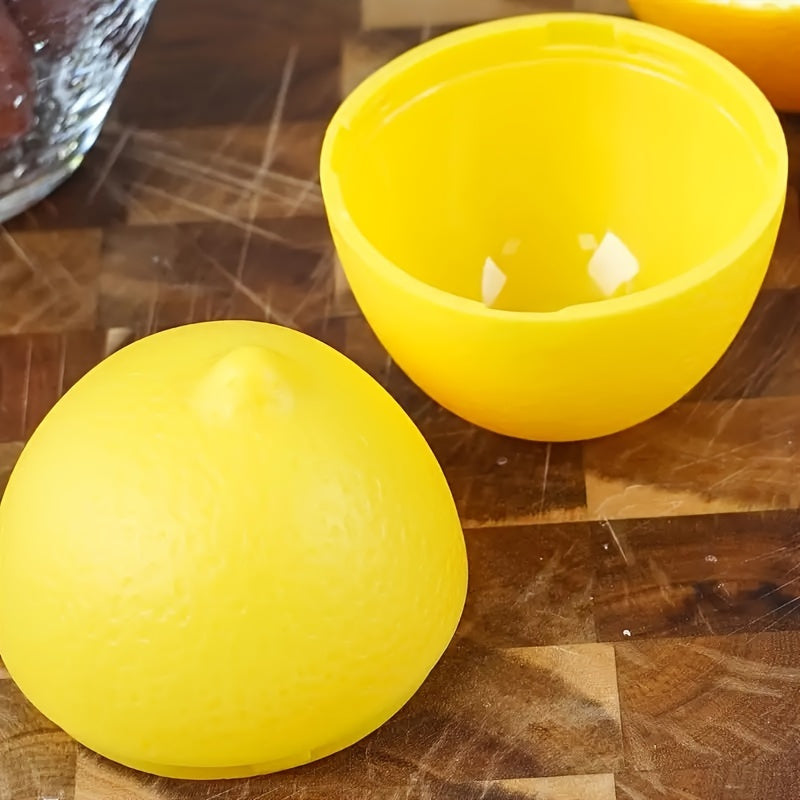 Keep your food fresh with this stylish lemon-shaped preservation box. Perfect for restaurants or homes, this set includes a plastic sealing box for preserving fruits and other foods. The convenient lemon cut storage design is ideal for kitchen and