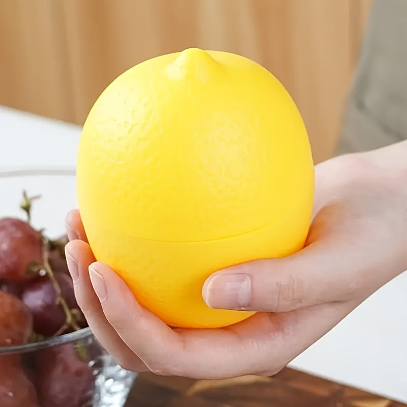 Keep your food fresh with this stylish lemon-shaped preservation box. Perfect for restaurants or homes, this set includes a plastic sealing box for preserving fruits and other foods. The convenient lemon cut storage design is ideal for kitchen and