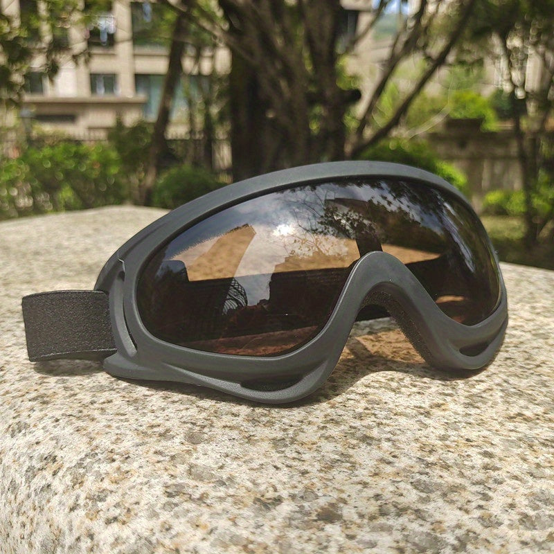 New vintage leather pilot motorbike goggles for protection against wind and dust.