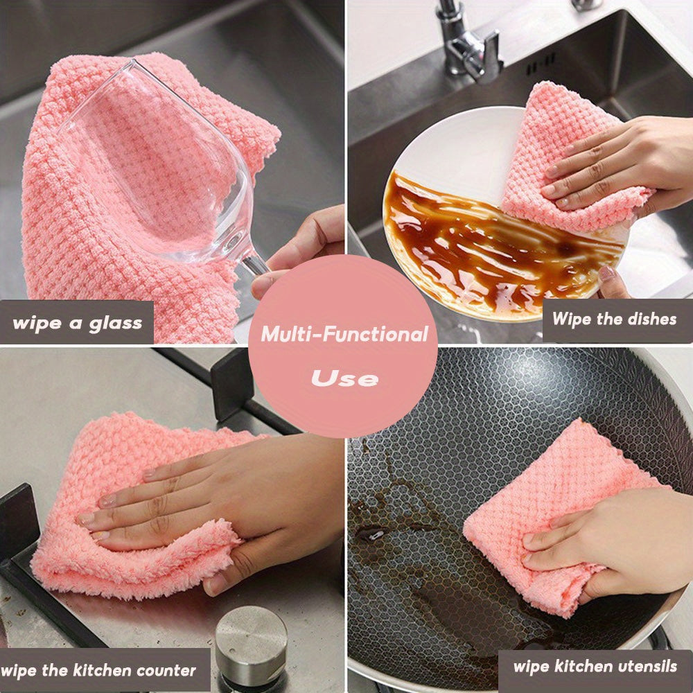 10 polyester cleaning towels for kitchen and bar cleaning, lint-free and absorbent.