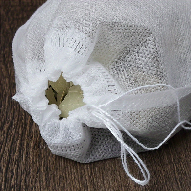 100 pieces of soup bags, tea bags, filter bags, reusable drawstring soup bags, Chinese medicine filter mesh bags, straining cheesecloth bags, spice bags for cooking, muslin bags, bone broth brew bags, and kitchen accessories.