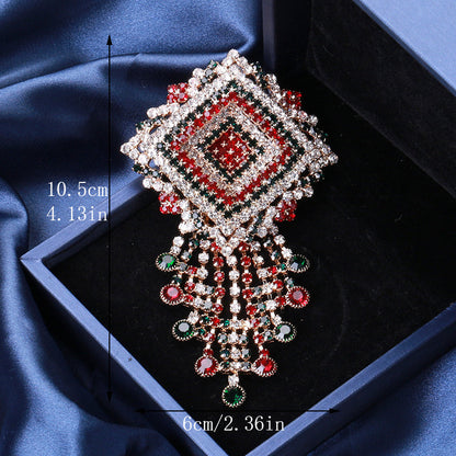 Chic Rhinestone Tassel Brooch - Opulent, one-of-a-kind accessory for the fashion-forward woman