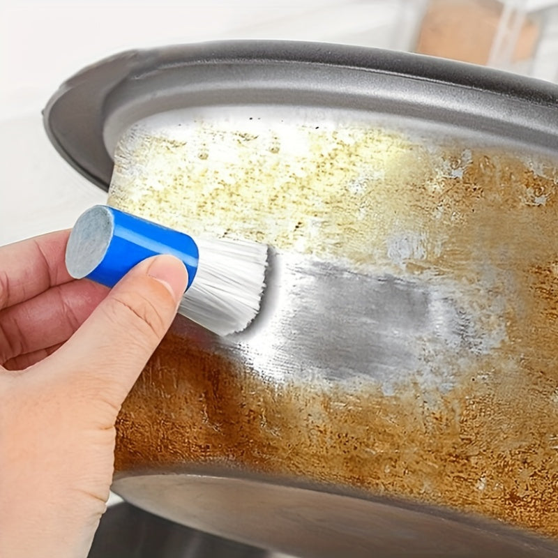 Get rid of rust and dirt easily with the Magic Kitchen Cleaning Brush! Made of durable plastic, this brush effortlessly removes stains from pots, pans, plates, and tools without the need for electricity. Keep your kitchen organized and clutter-free with