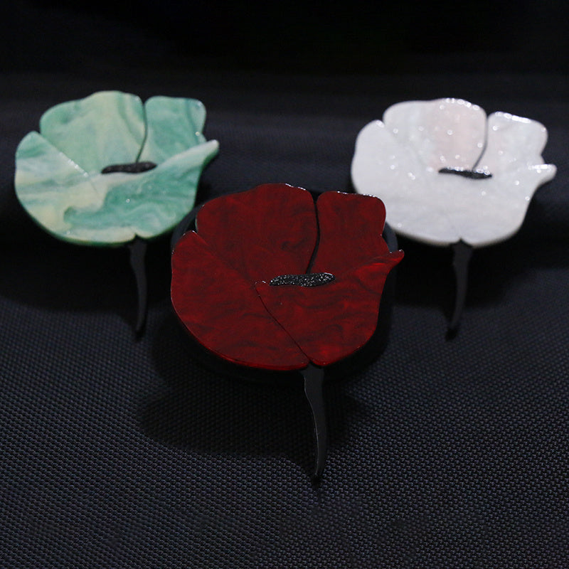 Stylish and minimalist acrylic flower brooches with large petals for women's coats and suits.