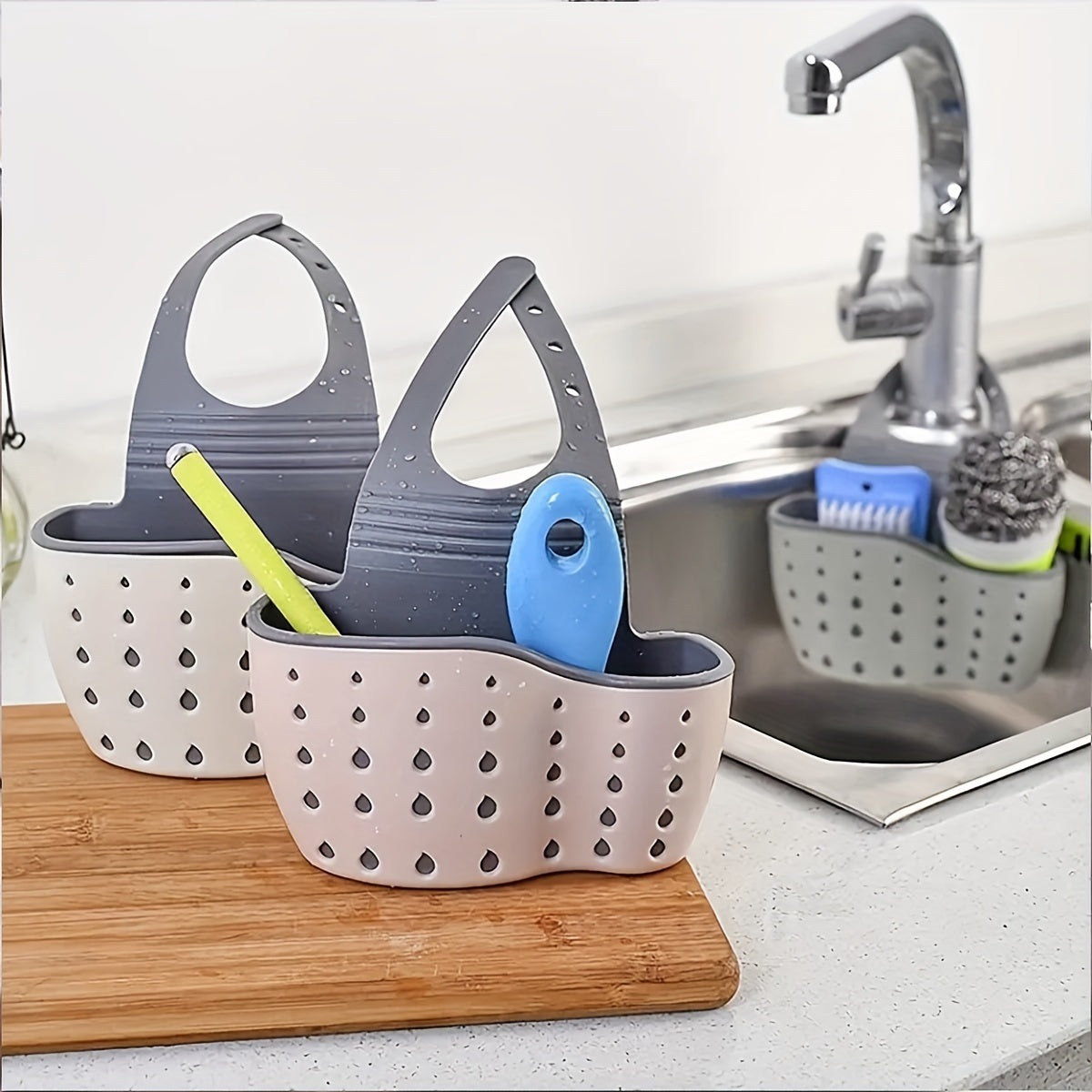 Telescopic Kitchen Sink Drain Basket - Space-Saving Design, Made from Durable Plastic, Multi-Functional Rack for Drying Dishes, Fruits & Vegetables, includes Soap Sponge Holder - Easy to Clean, Adjustable Size, Ideal for Organizing Kitchen Essentials.