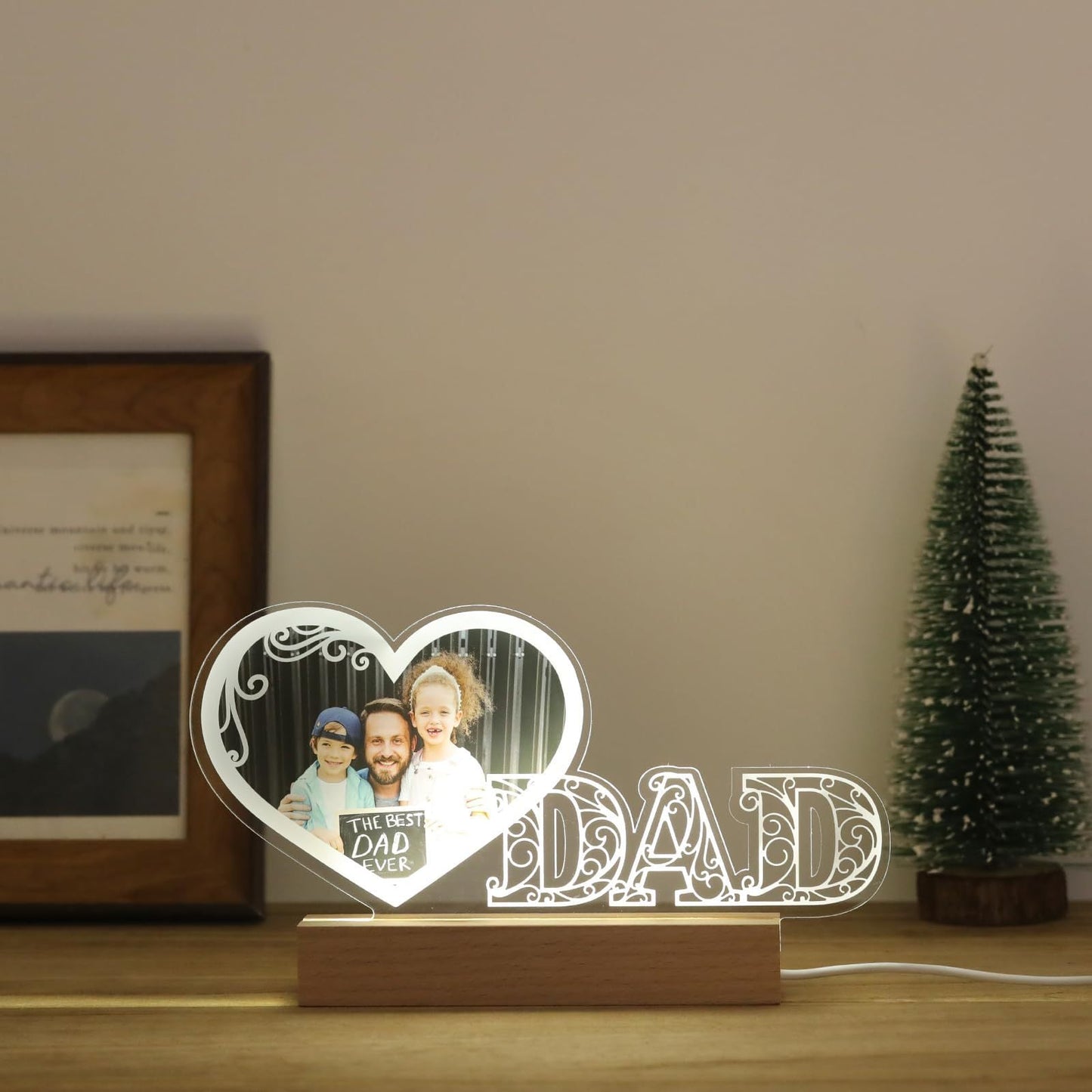 Personalized LED Heart Photo Plaque for Dad - Customized Gift for Father's Day or Birthday, Comes with USB Power, Ideal Keepsake for Dad